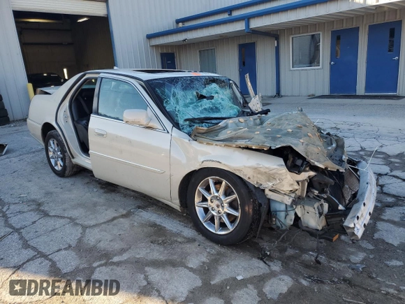 2011 Cadillac DTS Luxury Collection with VIN 1G6KD5E63BU138119, listed as a Copart auction lot 84472714 with Not Provided miles and Salvage Title. Bid and sale history available at DreamBid. Image 4.
