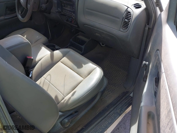 2010 Ford Ranger XL with VIN 1FTKR1AD3APA26428, listed as a IAAI auction lot 41786008 with 1 mi miles. Bid and sale history available at carsss.com. Image 5.