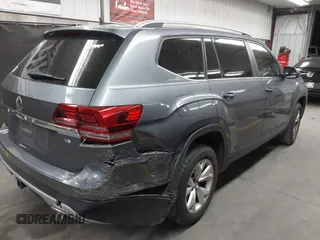 2019 Volkswagen Atlas SE с VIN 1V2DR2CA1KC591124, выставлен на аукционе IAAI как лот 42111572 с пробегом 40 430 миль миль и . История ставок и продаж доступна на DreamBid. Изображение 4.