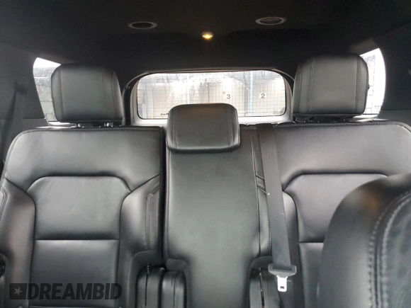2017 Ford Explorer XLT с VIN 1FM5K8D8XHGC84816, выставлен на аукционе Copart как лот 59524125 с пробегом 77 099 миль миль и Списание • Salvage title. История ставок и продаж доступна на DreamBid. Изображение 10.