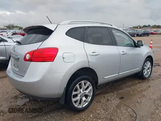 2011 Nissan Rogue SV with VIN JN8AS5MT9BW166084, listed as a IAAI auction lot 41846152 with 121,285 mi miles. Bid and sale history available at carsss.com. Image 4.