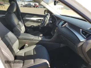 2019 Infiniti QX50 LUXE with VIN 3PCAJ5M12KF115155, listed as a Copart auction lot 63560522 with 59,566 mi miles. Bid and sale history available at carsss.com. Image 5.