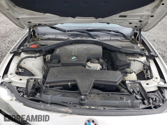 2015 BMW 3 Series 328i xDrive z VIN WBA3B5C58FF962349, wystawiony jako Copart lot #57856995 z przebiegiem 74 821 mil mil oraz Szkoda całkowita • Salvage title. Historia ofert i sprzedaży dostępna na DreamBid. Obrazek 11.