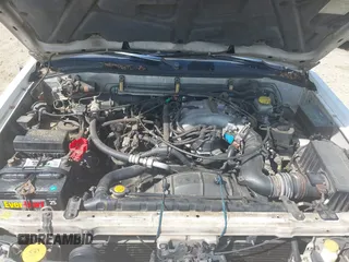1998 Infiniti QX4 z VIN JNRAR05Y9WW020956, wystawiony jako IAAI lot #42169231 z przebiegiem 99 999 mil mil oraz . Historia ofert i sprzedaży dostępna na DreamBid. Obrazek 10.