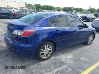 2012 Mazda 3 i Touring с VIN JM1BL1V74C1628735, выставлен на аукционе IAAI как лот 42681703 с пробегом 147 758 миль миль и . История ставок и продаж доступна на DreamBid. Изображение 4.