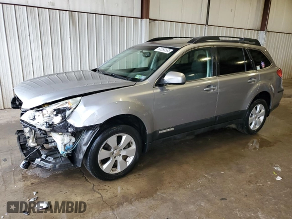 2010 Subaru Outback Premium All-Weather Anniversary z VIN 4S4BRBCC4A3353109, wystawiony jako Copart lot #60268565 z przebiegiem 135 047 mil mil oraz Szkoda całkowita • Salvage title. Historia ofert i sprzedaży dostępna na DreamBid. Obrazek 1.