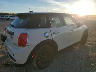 2017 MINI Hardtop 4 Door Cooper S z VIN WMWXU3C37H2F48913, wystawiony jako Copart lot #80697114 z przebiegiem 48 397 mil mil oraz Szkody całkowita. Historia ofert i sprzedaży dostępna na DreamBid. Obrazek 3.