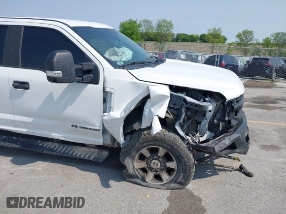 2020 Ford F-250 XL z VIN 1FT7W2BTXLED61937, wystawiony jako IAAI lot #42377818 z przebiegiem Nie podano mil oraz . Historia ofert i sprzedaży dostępna na DreamBid. Obrazek 19.