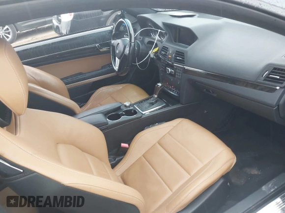 2013 Mercedes-Benz E 350 z VIN WDDKJ5KB1DF202419, wystawiony jako IAAI lot #42485467 z przebiegiem 155 245 mil mil oraz . Historia ofert i sprzedaży dostępna na DreamBid. Obrazek 5.
