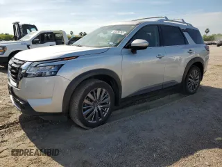 2023 Nissan Pathfinder SL z VIN 5N1DR3CB1PC270932, wystawiony jako Copart lot #53356765 z przebiegiem 47 996 mil mil oraz Szkoda całkowita • Salvage title. Historia ofert i sprzedaży dostępna na DreamBid. Obrazek 1.