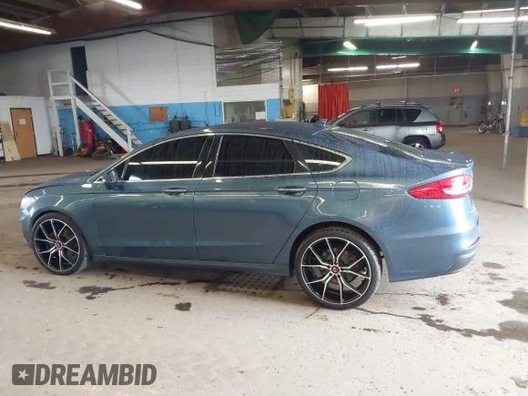 2019 Ford Fusion SEL with VIN 3FA6P0CD6KR145380, listed as a IAAI auction lot 40911980 with 58,825 mi miles. Bid and sale history available at carsss.com. Image 14.