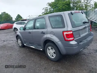 2008 Ford Escape XLS with VIN 1FMCU92Z08KE45688, listed as a IAAI auction lot 42275426 with Not provided miles and . Bid and sale history available at DreamBid. Image 3.