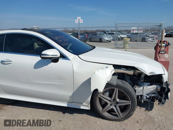 2019 Mercedes-Benz E with VIN WDD1J6HB6KF079366, listed as a IAAI auction lot 41668935 with 73,346 mi miles. Bid and sale history available at carsss.com. Image 6.