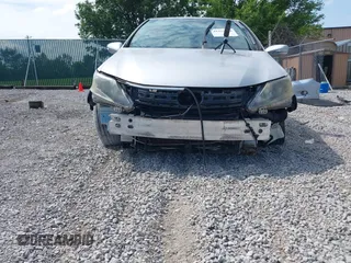 2010 Lexus HS 250h z VIN JTHBB1BA6A2029053, wystawiony jako IAAI lot #42422258 z przebiegiem Nie podano mil oraz . Historia ofert i sprzedaży dostępna na DreamBid. Obrazek 6.