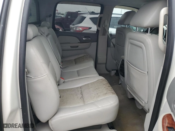 2013 Chevrolet Avalanche LTZ with VIN 3GNMCGE0XDG368091, listed as a Copart auction lot 73945984 with 0 mi miles and Salvage Title. Bid and sale history available at carsss.com. Image 10.