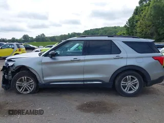 2022 Ford Explorer XLT with VIN 1FMSK7DH1NGB54044, listed as a IAAI auction lot 42502224 with 62,374 mi miles and . Bid and sale history available at DreamBid. Image 14.