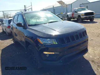 2018 Jeep Compass Limited with VIN 3C4NJDCB7JT361639, listed as a IAAI auction lot 41850166 with 80,208 mi miles. Bid and sale history available at carsss.com. Image 1.