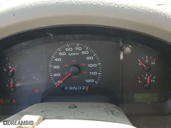 2005 Ford F-150 XL with VIN 1FTRF12W05KB89130, listed as a Copart auction lot 55062385 with 175,439 mi miles and Clean Title. Bid and sale history available at carsss.com. Image 9.