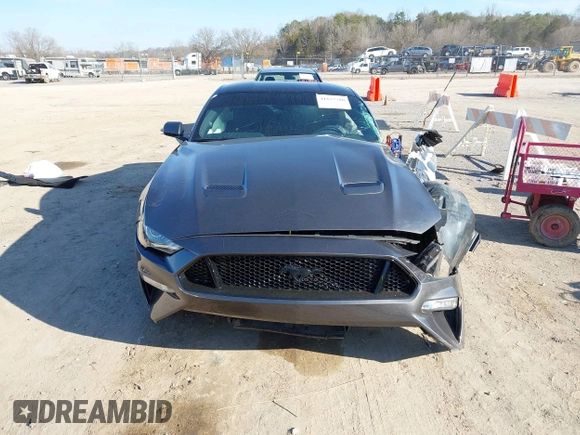 2018 Ford Mustang GT z VIN 1FA6P8CF4J5158775, wystawiony jako IAAI lot #41627780 z przebiegiem 65 519 mil mil oraz . Historia ofert i sprzedaży dostępna na DreamBid. Obrazek 12.