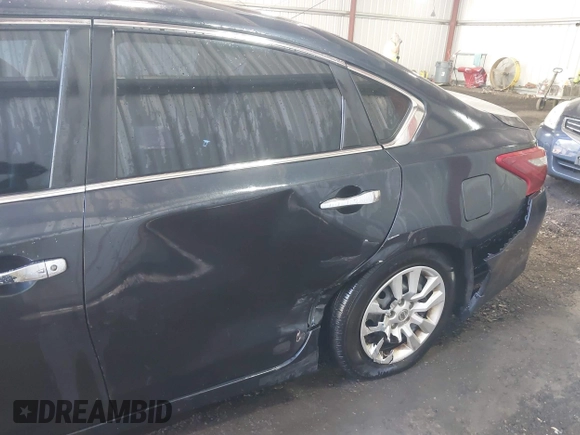 2018 Nissan Altima SV with VIN 1N4AL3APXJC270416, listed as a IAAI auction lot 42059145 with 157,877 mi miles and . Bid and sale history available at carsss.com. Image 6.