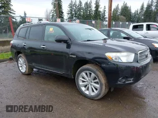 2008 Toyota Highlander Hybrid with VIN JTEEW41AX82023610, listed as a IAAI auction lot 41905788 with 277,370 mi miles. Bid and sale history available at carsss.com. Image 1.