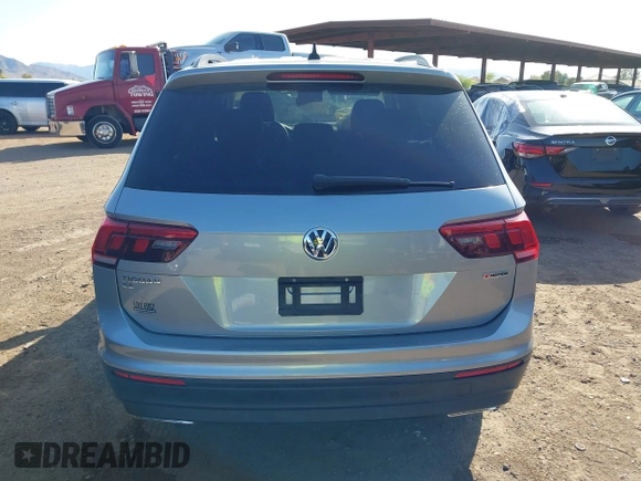2019 Volkswagen Tiguan SE with VIN 3VV2B7AX1KM170926, listed as a IAAI auction lot 41953801 with 54,361 mi miles and . Bid and sale history available at DreamBid. Image 16.