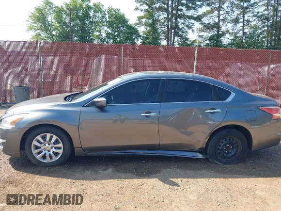 2015 Nissan Altima SV with VIN 1N4AL3AP7FC254990, listed as a IAAI auction lot 42031556 with 132,117 mi miles and . Bid and sale history available at DreamBid. Image 6.