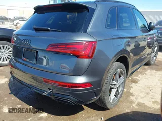 2024 Audi Q5 S line Premium Plus with VIN WA1E2AFY6R2149950, listed as a IAAI auction lot 41801016 with Not provided miles and . Bid and sale history available at DreamBid. Image 4.