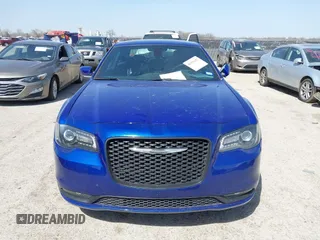 2020 Chrysler 300 S with VIN 2C3CCAGG6LH131564, listed as a IAAI auction lot 41830427 with 88,957 mi miles and . Bid and sale history available at DreamBid. Image 12.