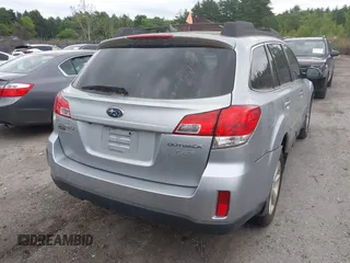 2014 Subaru Outback Limited with VIN 4S4BRBLC2E3253936, listed as a IAAI auction lot 42570106 with 210,225 mi miles and . Bid and sale history available at DreamBid. Image 16.