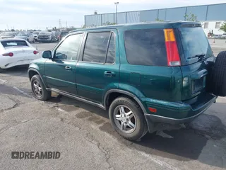 2000 Honda CR-V SE with VIN JHLRD1878YS017229, listed as a IAAI auction lot 41573475 with 195,739 mi miles. Bid and sale history available at carsss.com. Image 3.