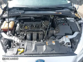 2016 Ford Focus SE with VIN 1FADP3K24GL254645, listed as a IAAI auction lot 41725276 with 117,645 mi miles. Bid and sale history available at carsss.com. Image 10.