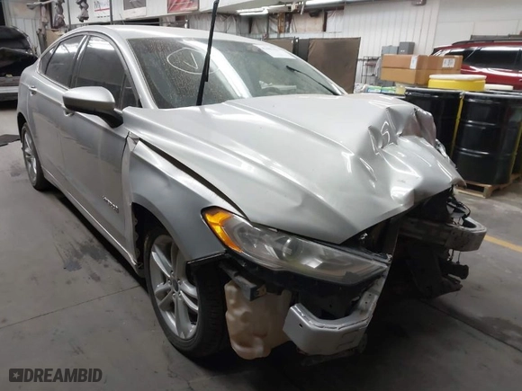 2018 Ford Fusion Hybrid SE with VIN 3FA6P0LUXJR170152, listed as a IAAI auction lot 41467621 with 150,048 mi miles. Bid and sale history available at carsss.com. Image 1.