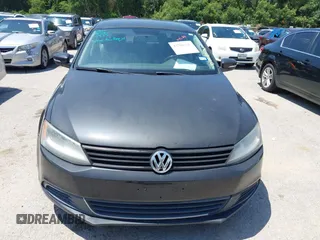 2013 Volkswagen Jetta SE z VIN 3VWDP7AJ4DM394597, wystawiony jako IAAI lot #42704268 z przebiegiem 158 242 mil mil oraz . Historia ofert i sprzedaży dostępna na DreamBid. Obrazek 6.