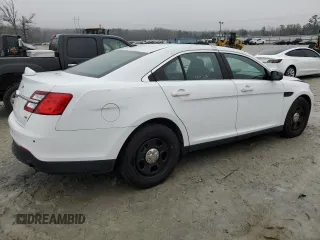 2019 Ford Police Interceptor with VIN 1FAHP2MK0KG113534, listed as a Copart auction lot 42623495 with 107,464 mi miles and Clean title. Bid and sale history available at DreamBid. Image 3.