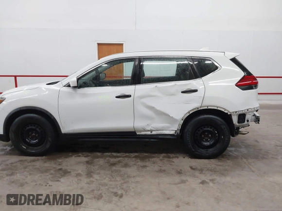 2017 Nissan Rogue S with VIN KNMAT2MT4HP559887, listed as a IAAI auction lot 41721946 with 97,692 mi miles. Bid and sale history available at carsss.com. Image 14.