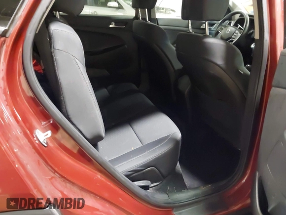 2020 Hyundai Tucson Value z VIN KM8J3CA40LU163884, wystawiony jako IAAI lot #41780266 z przebiegiem 60 687 mil mil oraz . Historia ofert i sprzedaży dostępna na DreamBid. Obrazek 8.
