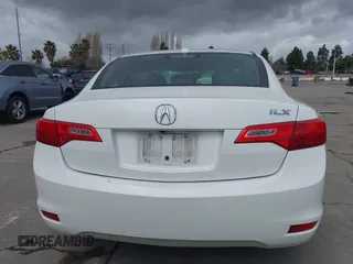 2014 Acura ILX with VIN 19VDE1F34EE000679, listed as a IAAI auction lot 41799014 with 136,514 mi miles. Bid and sale history available at carsss.com. Image 16.