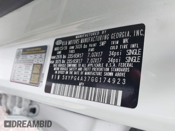 2016 Kia Sorento LX with VIN 5XYPG4A37GG174923, listed as a IAAI auction lot 42180134 with 101,436 mi miles and . Bid and sale history available at carsss.com. Image 9.