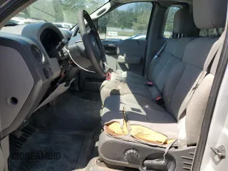 2005 Ford F-150 XL с VIN 1FTRF122X5NB93729, выставлен на аукционе Copart как лот 52276595 с пробегом 261 561 миль миль и Списание • Salvage title. История ставок и продаж доступна на DreamBid. Изображение 7.