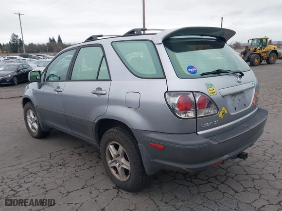 2001 Lexus RX 300 with VIN JTJHF10U910201582, listed as a IAAI auction lot 41616569 with 285,054 mi miles. Bid and sale history available at carsss.com. Image 3.