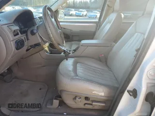 2004 Mercury Mountaineer Convenience z VIN 4M2DU86W54ZJ15401, wystawiony jako Copart lot #47472505 z przebiegiem Nie podano mil oraz Szkody całkowita. Historia ofert i sprzedaży dostępna na DreamBid. Obrazek 7.