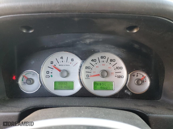 2007 Ford Escape Hybrid with VIN 1FMCU59H47KA11889, listed as a Copart auction lot 88592855 with 193,227 mi miles and Clean Title. Bid and sale history available at carsss.com. Image 9.