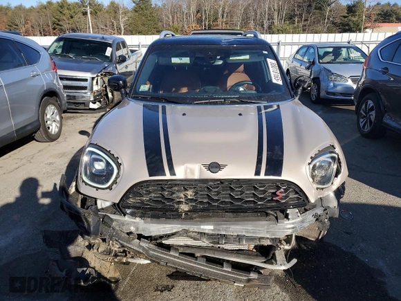 2024 MINI Countryman Cooper S with VIN WMZ83BR01R3R91472, listed as a Copart auction lot 88018165 with 23,806 mi miles and Salvage Title. Bid and sale history available at carsss.com. Image 5.