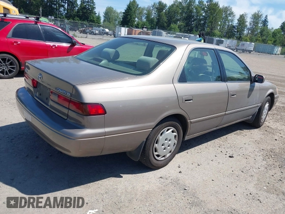 1999 Toyota Camry LE с VIN 4T1BG28K8XU483578, выставлен на аукционе IAAI как лот 42450294 с пробегом 122 664 миль миль и . История ставок и продаж доступна на DreamBid. Изображение 4.