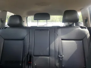 2019 Volkswagen Atlas SE z VIN 1V2WR2CA4KC531413, wystawiony jako Copart lot #55102495 z przebiegiem 71 887 mil mil oraz Szkody całkowita. Historia ofert i sprzedaży dostępna na DreamBid. Obrazek 10.