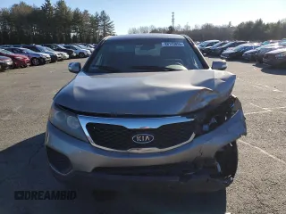 2011 Kia Sorento LX with VIN 5XYKT3A1XBG085760, listed as a Copart auction lot 88143855 with Not Provided miles and Salvage Title. Bid and sale history available at DreamBid. Image 5.