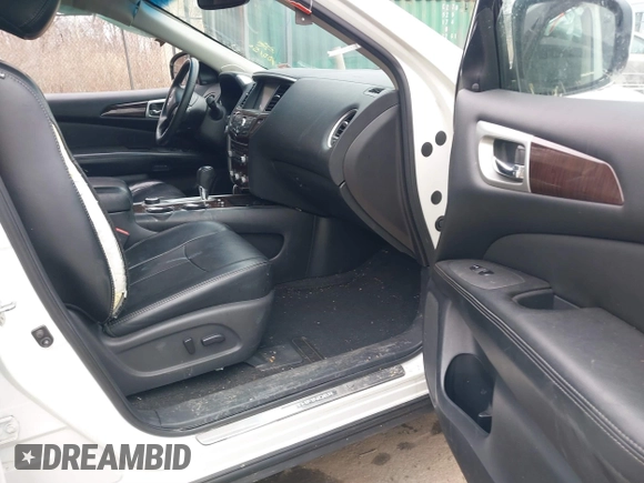 2015 Nissan Pathfinder S z VIN 5N1AR2MM8FC703674, wystawiony jako IAAI lot #41548944 z przebiegiem 100 150 mil mil oraz . Historia ofert i sprzedaży dostępna na DreamBid. Obrazek 5.