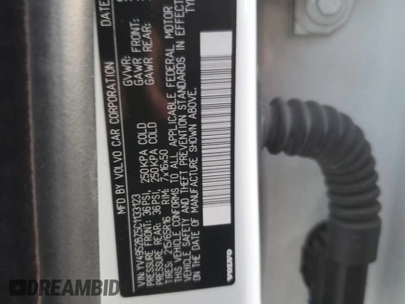2012 Volvo XC70 3.2L with VIN YV4952BZ5C1133123, listed as a Copart auction lot 86286304 with 131,845 mi miles and Salvage Title. Bid and sale history available at DreamBid. Image 13.