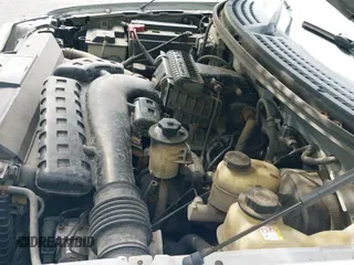 2008 Ford F-150 XLT with VIN 1FTPX14V38FA65990, listed as a IAAI auction lot 43346950 with 261,230 mi miles and . Bid and sale history available at DreamBid. Image 15.